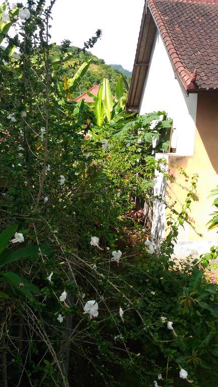 Santa Fe Homestay & Warong Amed Extérieur photo