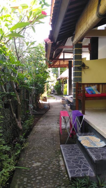 Santa Fe Homestay & Warong Amed Extérieur photo