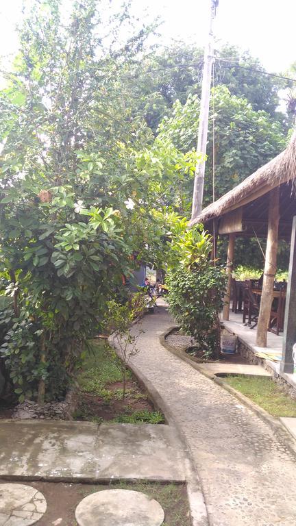Santa Fe Homestay & Warong Amed Extérieur photo