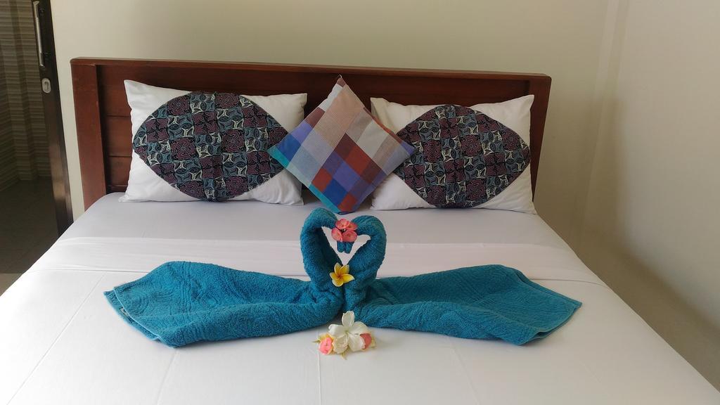 Santa Fe Homestay & Warong Amed Extérieur photo